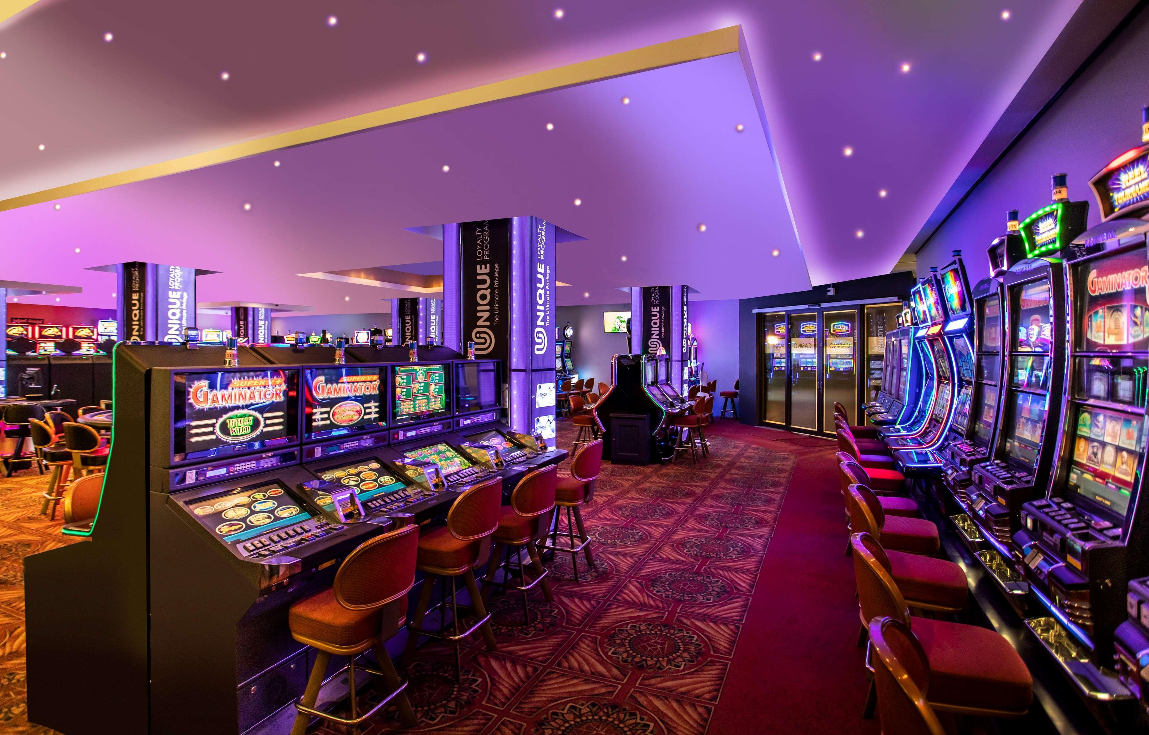 Avani Windhoek Hotel & Casino Kültér fotó